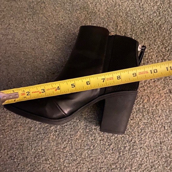Divided H&M | Beautiful Black heeled booties - Picture 15 of 16